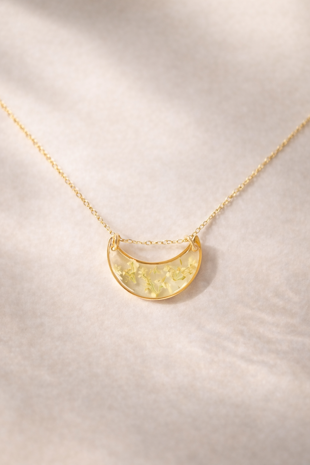 Moonflower Muse Necklace