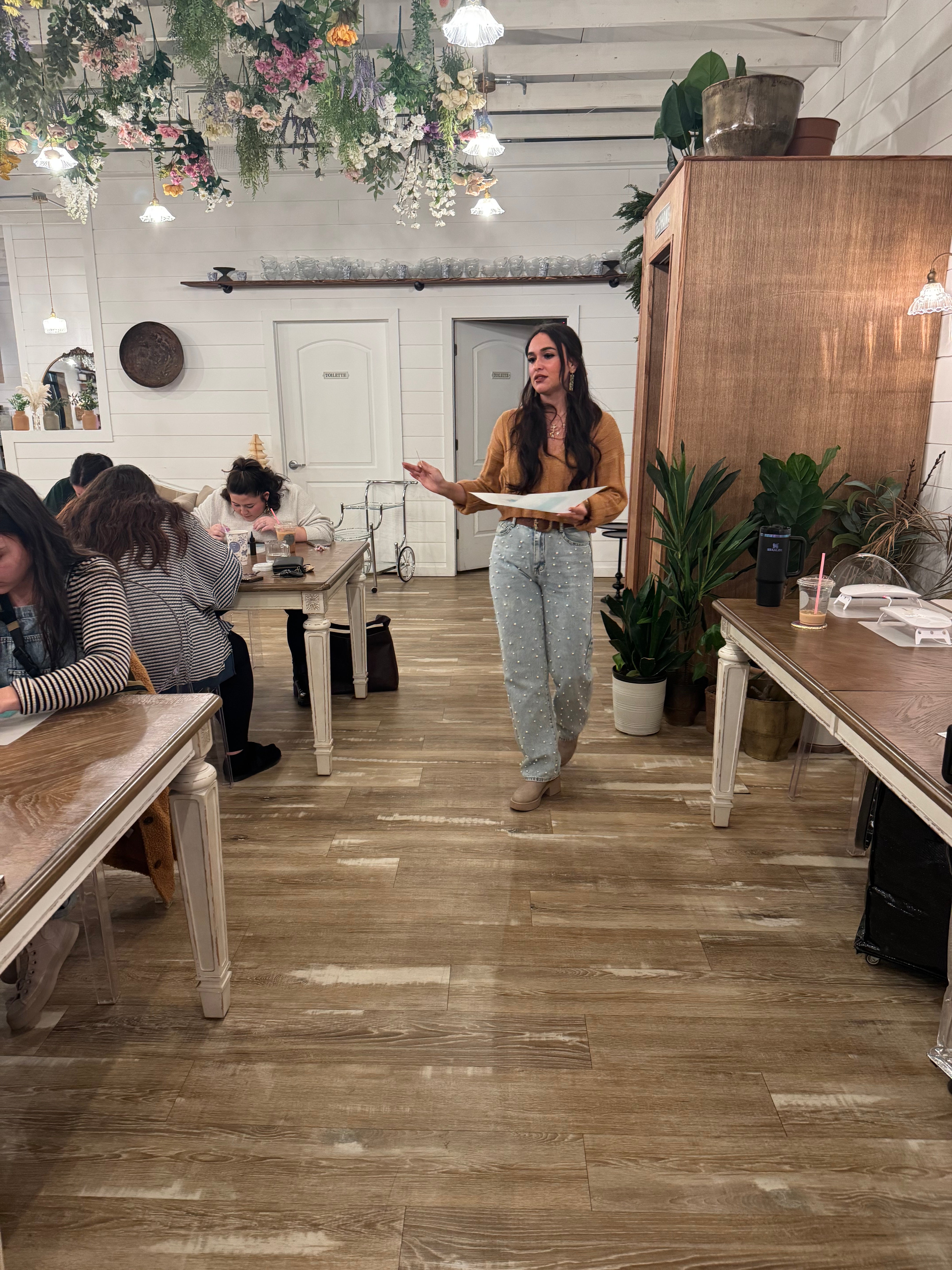 Mother’s Day Jewelry Workshop at Tonidale Pub & Event Center