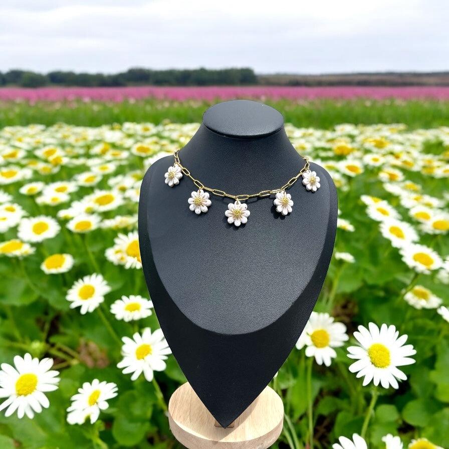 Diamond Daisies