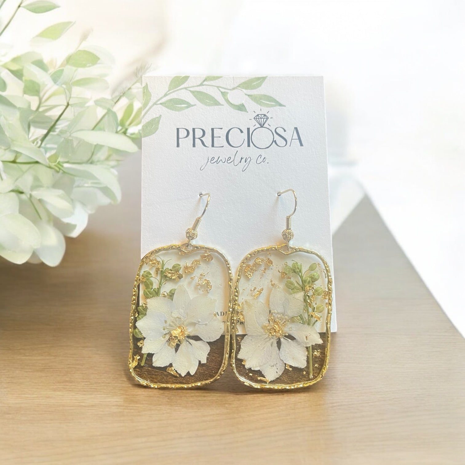 Ivory Flower Child earrings